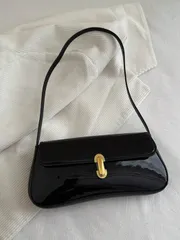 バッグ レディース ショルダーバッグ レディース ヴィンテージ フェイクオイルレザー フラップ装飾 ワンショルダーバッグ、デートや外出、パーティーに最適、ショッピング、財布、ショッピング、若い女性、大学生、新入社員