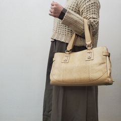 OUTLET by CELETTI - メルカリShops