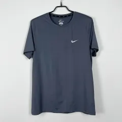 ナイキ/ドライフィット グレー ストレッチ 半袖 ティー Tシャツ M /ラデン