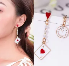 不思議の国のアリス　トランプと時計　ピアス