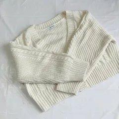 A347  Lovetoxic      Sサイズ   白ニットカーディガン　140サイズ