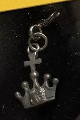 王冠　ディアゴスティーニ　ハローキティ　アクセサリーコレクション62　シルバー　チャーム　サンリオ　限定版　未使用品