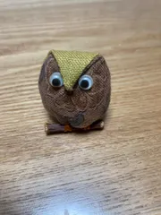 ふくろう　ブローチ(茶) 布製　中古品　ハンドメイド