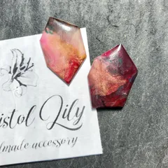 No.O-244 マーブルの欠片ハンドメイドピアス レッドミックス サージカルステンレスピアス