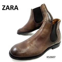 トリーバーチ　T字　ロゴ　金具　ポインテッドトゥ　エナメル　フラット　US7.5 Tory Burch - トリーバーチ T字 ロゴ 金具 ポインテッドトゥ