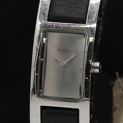 フルラFURLA 腕時計バングルウォッチ黒ブラックシルバーブレスレット