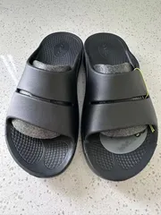 【在庫処分 特価 SALE】OOFOS ウーフォス リカバリーサンダル Ooahh メンズ　スポーツサンダル　ビーチサンダル 輸入品