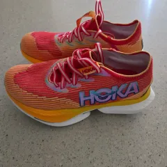 新品 ZOOMX VAPORFLY NEXT% 3 ORANGE 24.5cm Novelship: Sneakers, Apparel and Collectibles