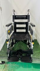 ミキ　SKT-6 「スキット6」 介助型コンパクト6輪車いす　車椅子　介助　車いす　六輪　スキット6　SKT6　コンパクト　小回り  MIKI 　介助多機能　ミキ多機能