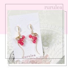 ♢赤ぶどうピアス/イヤリング♢ 天然石 : ピンククォーツ 匿名配送