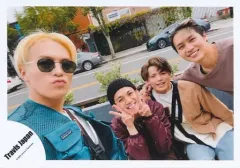 【中古】生写真(ジャニーズ) Travis Japan/宮近海斗・吉澤閑也・松田元太・松倉海斗/横型・上半身/Special Selfie photo by Travis Japan Vol2/公式生写真