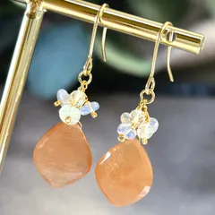 ピーチムーンストーンのピアス　プレシャスオパール・ホワイトトパーズ・ピーチムーンストーン　14kgf　天然石ピアス　ハンドメイドピアス