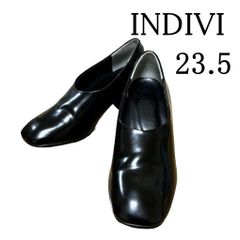 INDIVI インディビ　レディース　パンプス　エナメルパンプス　フォーマル　ローファーパンプス　アンティークデザイン　黒　23.5 靴