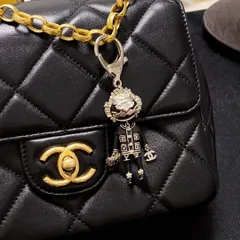 【今日特価】Chanel 水鑽入り ライオンデザイン バッグアクセサリー・キーホルダー 送料無料！在庫限定セール価格