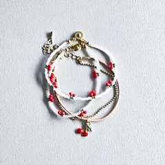 チェリーのブレスレット