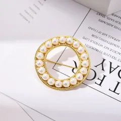 ☆ Oタイプ ☆ ブローチ イニシャル N～Z pmybroch06 ブローチ パール イニシャル アルファベット ピンバッチ アクセサリー ワンポイント おしゃれ ブローチピン 英字 レディース ギフト お祝い 入学式 卒業式 発表会 同窓会 演奏会