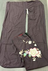 シックな黒地 振袖 桜・花柄 古典模様