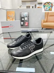 Prada プラダ メンズ レザー スニーカー01-ME91