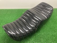 RZ250/350 オオカワ　大川　三段シート 当時物 RZ250、350 三段シート 大川オオカワ ヤレ - メルカリ