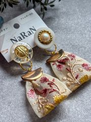 581≫レトロボタンの2wayピアス