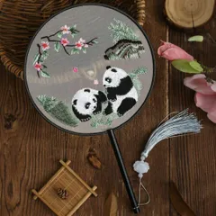 うちわ　両面刺繍　ししゅう　上品　扇子　花柄　団扇　和装浴衣　花火大会　写真撮影　パンダ　二子