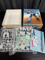 【SGM】プラモデル 1/72 VF-1J バトロイド・バルキリー