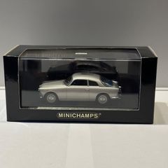Alfa Romeo Giulietta Sprint 1954 色：SILVER メーカー：ミニチャンプス 新品未使用 1/43ミニカー