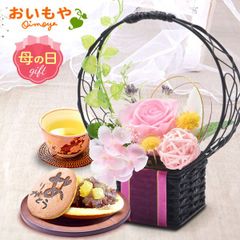 【おいもや公式】母の日限定 花籠プリザ 【ピンク】 どら焼き スイーツ 和菓子 プレゼント プリザーブドフラワー インテリア 置物 雑貨 薔薇 バラ 枯れない 和風 かわいい おしゃれ (お届け時期:5/5～11のいずれか)