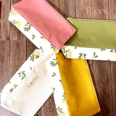 プチギフト　名入れ刺繍入り　ミモザ柄バッグポーチ