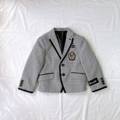 美品 Descarado  デスカレード 男の子 子供用 ジャケット 110㎝  ブラック 千鳥格子 チーフ ロゴ エンブレム かっこいい 発表会 結婚式 セレモニー フォーマル 入園式