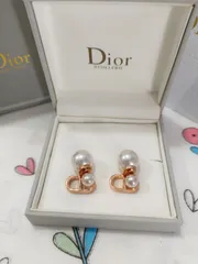 2024年最新】dior ピアス ピンクゴールドの人気アイテム - メルカリ