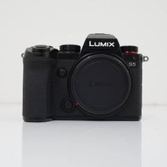 Panasonic LUMIX DC-S5 USED美品 パナソニック ルミックス フルサイズ Lマウント ファームウェアVer.2.8 ショット数6582 完動品 CP9327