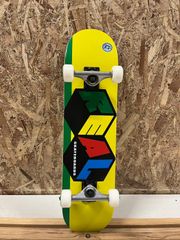 スケートボード REAL 7.3インチ　コンプリート　キッズ