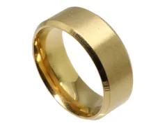 シンプルステンレスリング8mm幅　ゴールド