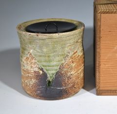 「伊賀　水指」 昭和頃の作品 茶道具 茶事 伊賀焼 陶器 塗蓋 木箱
