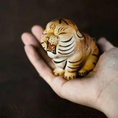 骨董品 鍋島青山焼 陶器虎の置物 2025年最新】虎の置物の人気アイテム - メルカリ