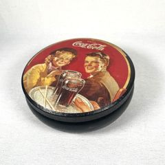 80s Coca Cola Round Tin　コカコーラ　ブリキ缶　80年代　アンティーク　ヴィンテージ　アメトイ