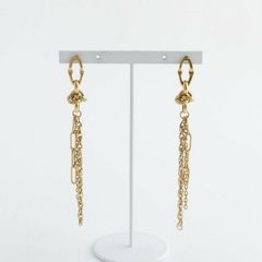 ランダムチェーンステンレスピアス シルバーピアス ゴールドピアス【金属アレルギー対応ノットアレプラス】 カラーバリエーション：２種類あり[NOP0126]