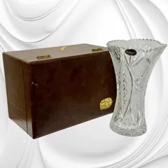 【未使用品】チェコ製 ボヘミアガラス 花瓶 花器 ガラス工芸 クリスタル BOHEMIA 専用箱入り