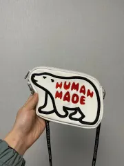 2025年最新】human made メッセンジャーバッグの人気アイテム - メルカリ