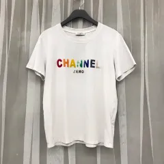 匿名配送❣️CHANEL シャネル 刺繍ロゴ Tシャツ Mサイズ 白 美品 CHANEL 刺繍ロゴ ホワイトTシャツ男女兼用希少です。 - メルカリ