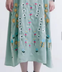 新品merlot plus 色んなお花刺繍ロングワンピースゆったりスタイル