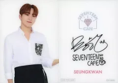 【中古】コレクションカード(男性) SEVENTEEN/SEUNGKWAN(スングァン)/上半身・印刷サイン入り/「SEVENTEEN CAFE 2020」表参道・大阪(後半)会場限定 事前予約特典オリジナルカード