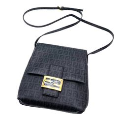 【K714】FENDI （フェンディ）/ショルダーバッグ/ズッキーノ/黒/マンマ金具