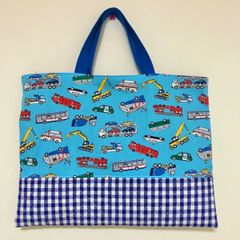 ハンドメイド　【2023 新作】働く車のレッスンバッグ　レッスンバッグ　絵本バッグ　入園グッズ　通園通学　働く車　乗り物　男の子
