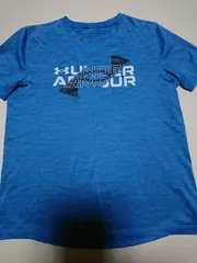 120 160cm アンダーアーマー 半袖Tシャツ