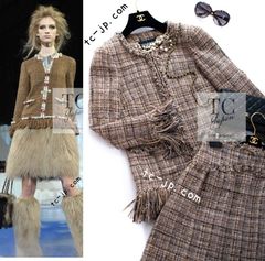 シャネル ジャケット スーツ CHANEL 美人見え ベージュ フリンジ ゴート スキン ツイード スカート 超美品 38 カールラガーフェルド作 日本9号位