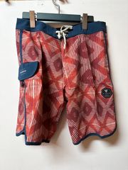 SUMBAWA VISSLA 30インチ　サーフィン　海パン　ボードショーツ