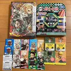 【16点セット】鬼滅の刃　DVD・おもちゃ・ケーブルバイト・シール