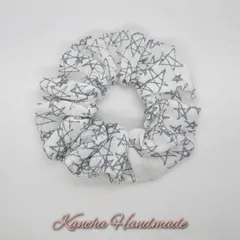 専用✨ミナペルホネンハンドメイドヘアゴム ❊ミナペルホネン choucho柄 ハンドメイドヘアゴム❊ No.80505